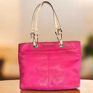 Michael Kors Pebbled Leather Bedford Tote